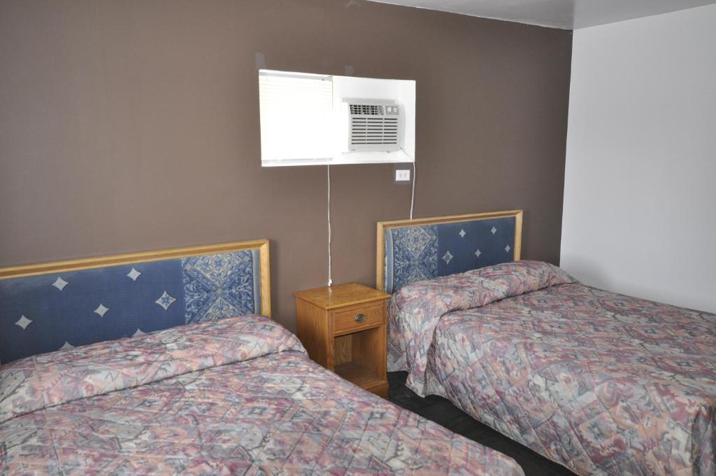 Kingsbridge Inn / Bon-Air Motel Wasaga Beach Habitación foto